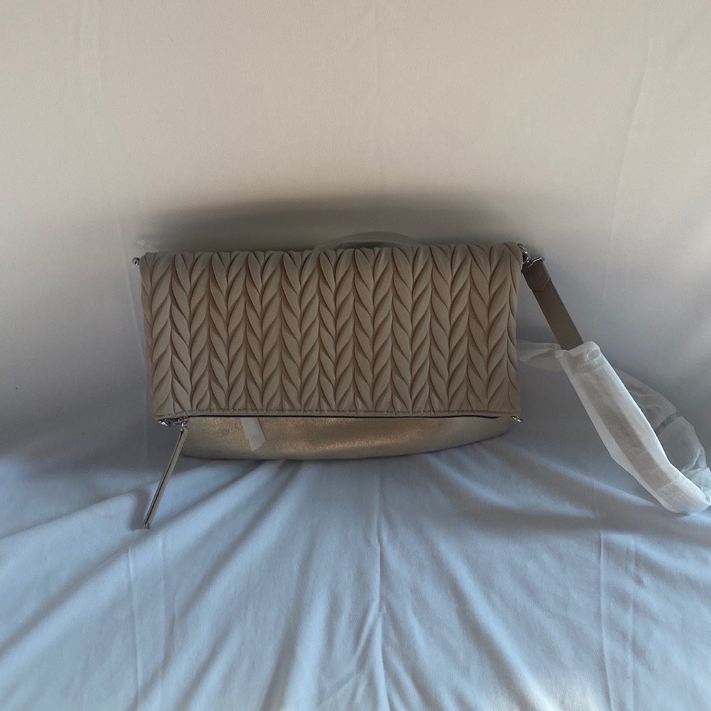 Stella & Dot Waverly crossbody hand bag.